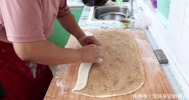 十足|手把手教您在家做麻酱烧饼,香酥爽口,酱香十足,简单美味