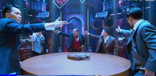  王一博|《街舞》又搞王一博，写错队员名字，多个选手亲自下场纠错太尴尬