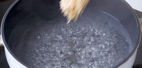 香绝|早餐别只喝豆浆了！这新吃法香绝了，简单又省心