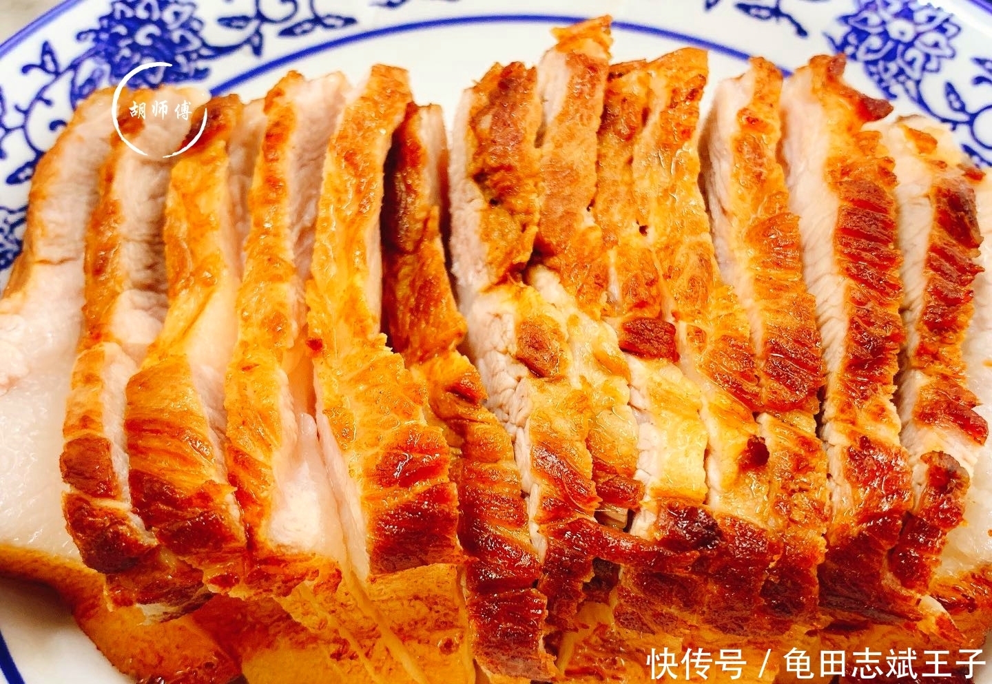 入到锅中|蒸扣肉时，焯水的肉直接炸就错了！牢记3点，肉软烂入味，真香