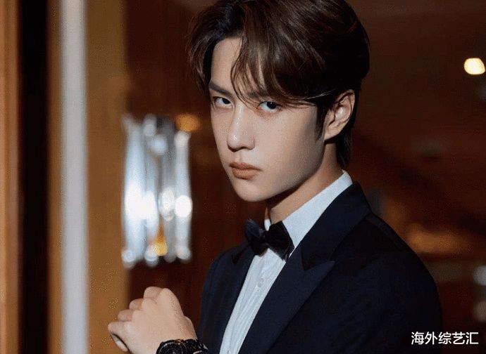  杰伦|《818晚会》中，王一博表演周董的歌，还蛮佩服他的勇气