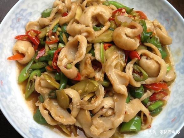 美食|精选美食猪肠炒酸菜,冬瓜红烧肉,红烧羊排,啤酒炖猪脚的做法