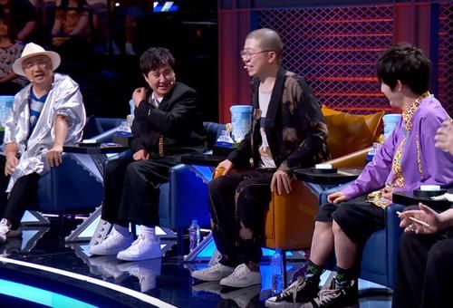  用词|脱口秀大会总决赛，李诞夸赞嘉宾的用词惹麻烦：把郭德纲放哪里