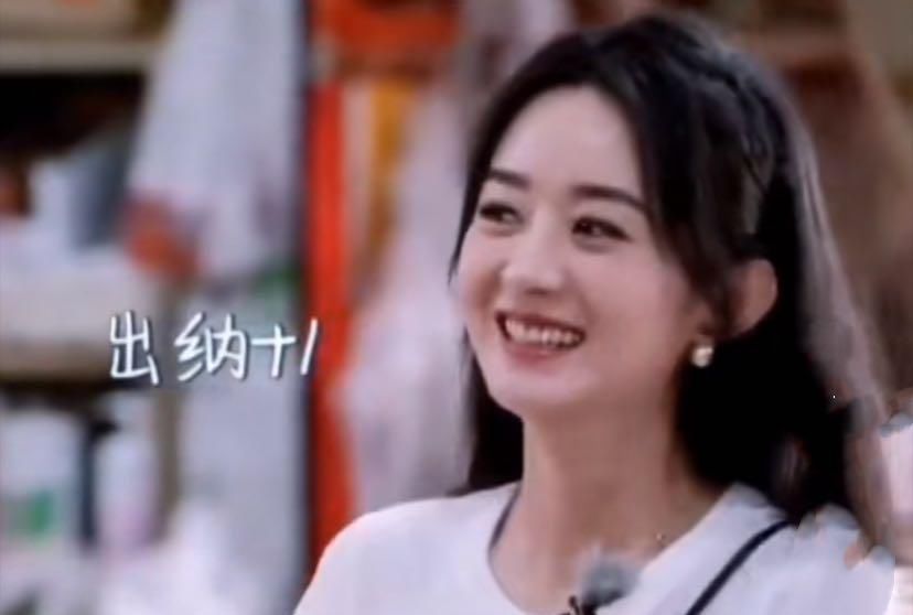  中餐厅|赵丽颖太能干! 《中餐厅》里切菜和揽客, 戴着帽子炒菜暴露了厨艺