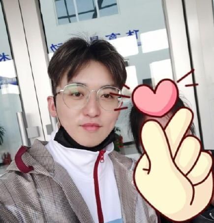  节目|《奔跑吧》不能来个导演特辑吗？比艺人还帅的姚译添值得拥有