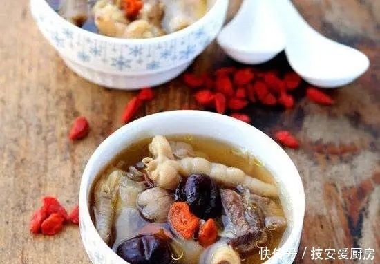 入清水锅|鸡爪这样做,味道绝了!