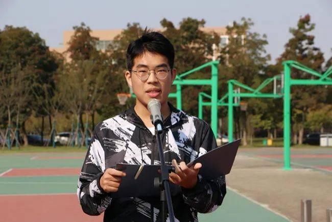 环境|高二（3）班升旗仪式系列风采展