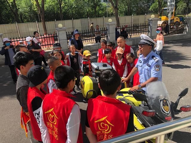 安局交警支|文明出行路上，有你有我