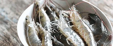 年老|处理大虾，虾线到底挑不挑？30年老渔民教你正确吃法，别再错了