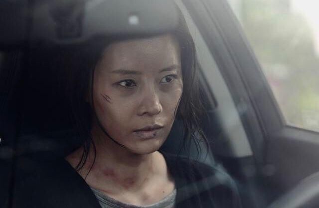 情商|《妈妈不哭》母女俩情商被群嘲：未经她人事，莫笑她人蠢