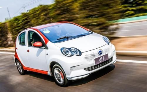  着一定|每公里只需五分钱，比亚迪e1的电耗感人，售价仅仅5.99W起