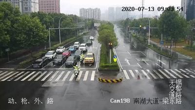  立交|只剩8分钟！发生在景渎立交下的这一幕！