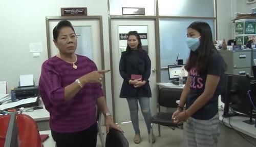 女孩|女子好心收留女孩供其读书结婚，对方却偷走她1000万现金