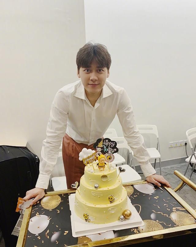  顶流|时隔5年再战综艺，曾经的顶流杨洋也急需平台刷脸？