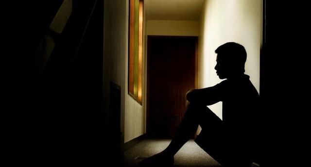 来看|痛心，半年多起青少年自杀。怎么办？来看心理咨询师的分析