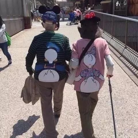 偷拍照|今年七夕，这张偷拍照传疯了，看完泪奔……