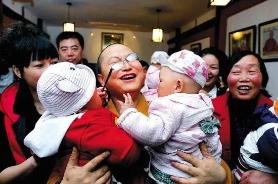  吴京|吴京0片酬参演，12年前关于108个生命的真实故事！影院复工第一天，我最期待它