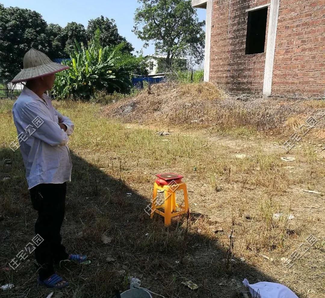 小伙|晒家丨广东这位95后小伙, 花75万为爷爷奶奶建房养老, 孝心太难得