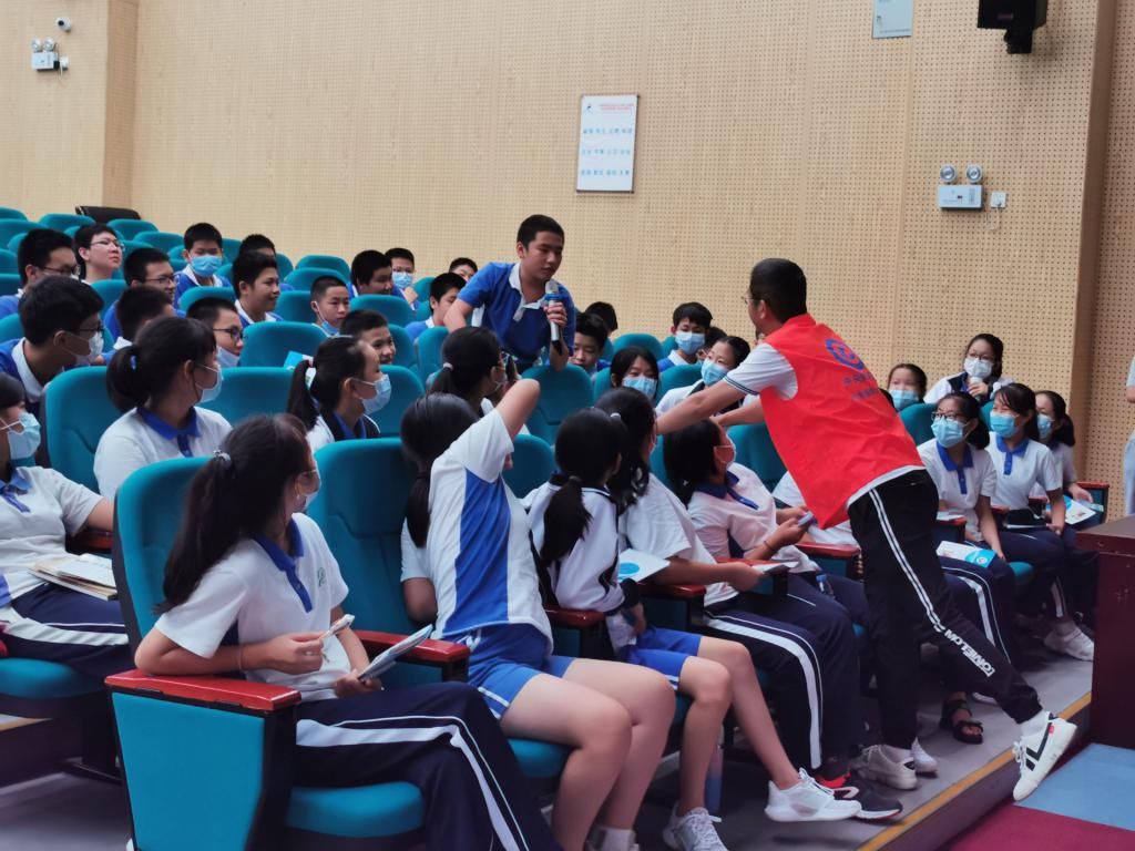 禁毒|南山开展禁毒宣传进小学活动