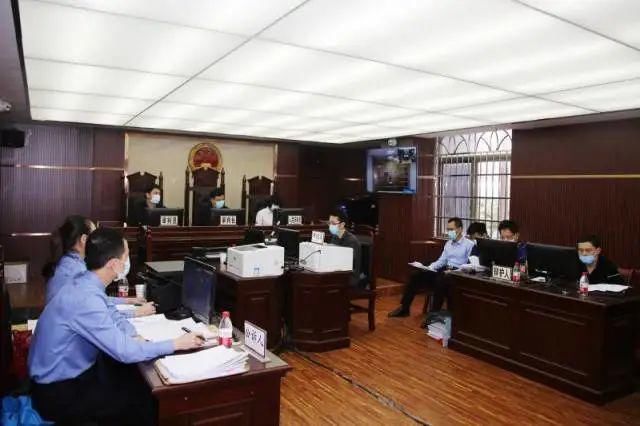 强迫交易|七迳镇一村长变＂村霸＂头目，4人被判刑！