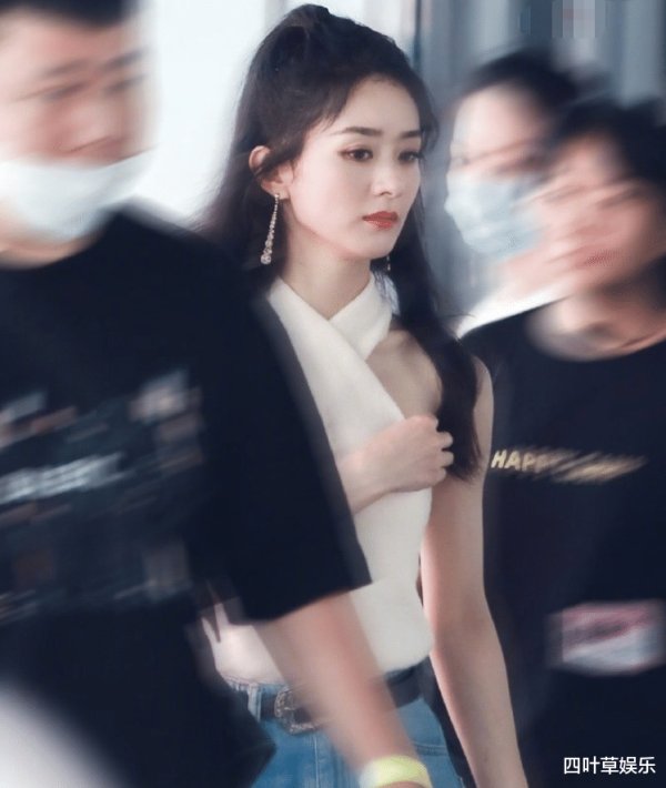  让人喜欢|赵丽颖录制节目生图曝光，状态像小姑娘，我却在留意她的身材