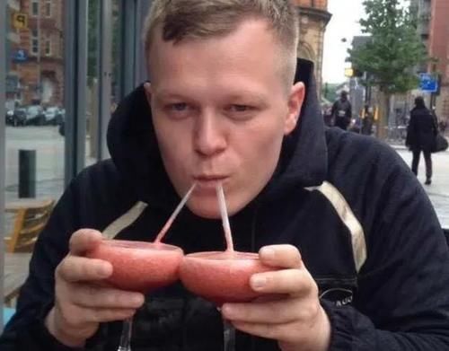 饮酒|两小伙通过另类途径中奖3500万，狂欢饮酒数日，结果悲剧了