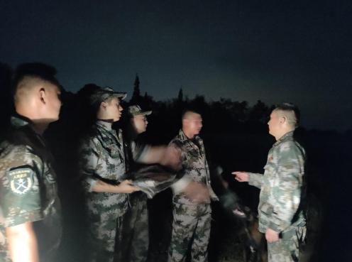  逆行|烟花厂爆炸 德阳广汉民兵逆行上前