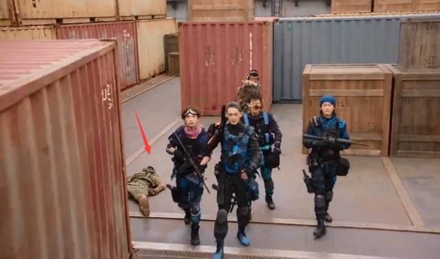  路小北|《穿越火线》是游戏改编剧的范本？第一集内容就有三处小毛病