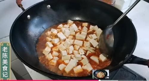 太费|老豆腐这种做法外香里嫩,简单实惠,但太费米饭