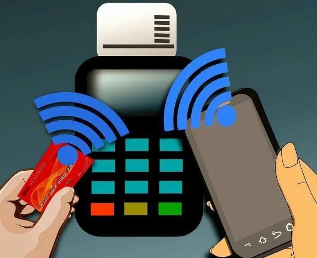  加油站|加油站用手机支付？比通话还危险！