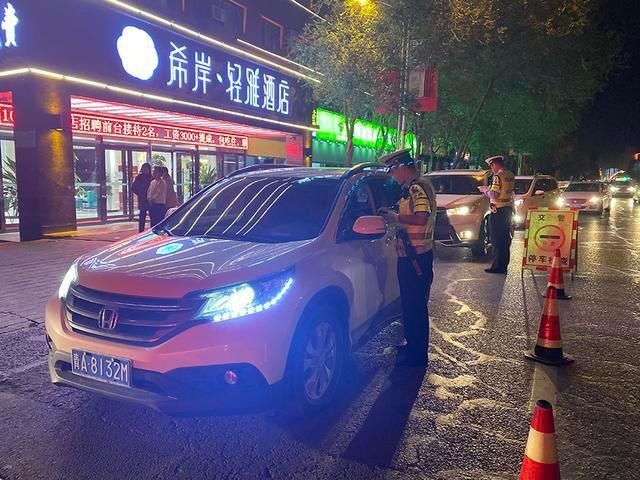 安局交警支|文明出行路上，有你有我