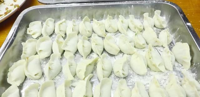 便宜|秋天吃饺子,用这3样调馅没想到这么香!鲜嫩多汁、好吃还便宜