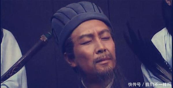 黄承彦|三国演义中诸葛亮的岳父为什么在诸葛亮的八阵图里放走陆逊呢!