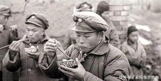 仓库|日本投降后，一士兵打开日军仓库，看到眼前景象，气的直发抖