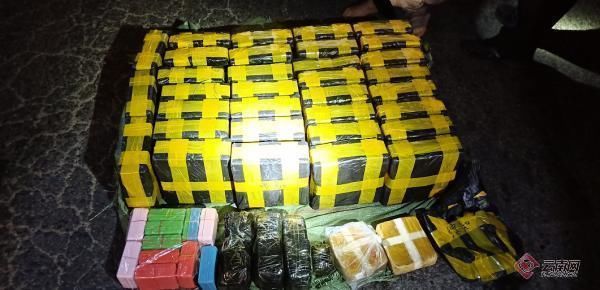 缉毒|缉毒警12次打入贩毒集团卧底 曾被三支手枪指着头