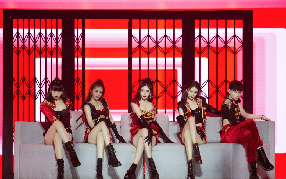 节目组|《少年之名》总决赛,粉丝做场外应援被破坏,吃相太难看