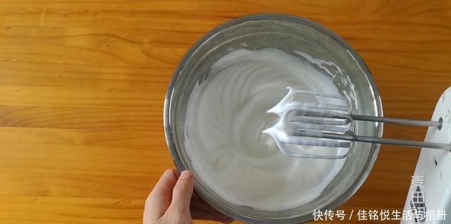 轻松|儿时的经典味道,柔软湿润的古早味蛋糕,新手也能轻松做