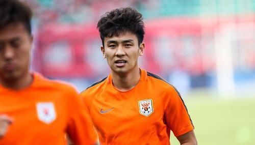  费莱尼|鲁能球迷最不明白的事：发挥好的队员得不到信任，什么时候能出头