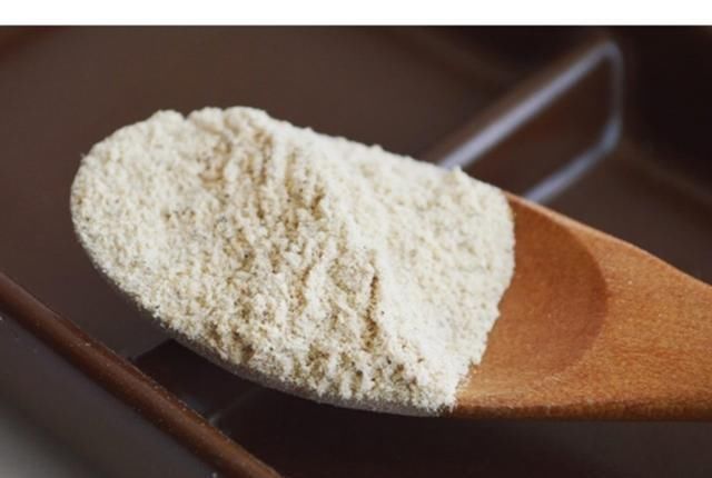 做法|10年馄饨店教:千里香馄饨黑葱油做法,在家也能做馄饨店的味道