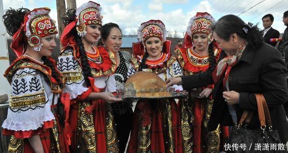  中国|100年多年前，他们来到了中国，成56民族之一，后代别叫我老外