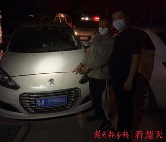 落网|电缆线堆在地下车库,多人组团偷盗落网