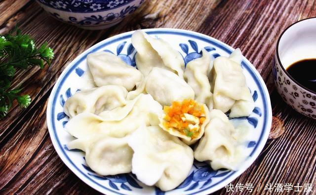 夏天|夏天用这菜包饺子,韭菜芹菜都靠边站,营养解馋,老人孩子都爱吃