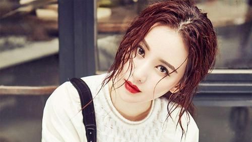  击败|击败汤唯，错爱黄海波，今成亿万公司老板娘，张萌没那么简单