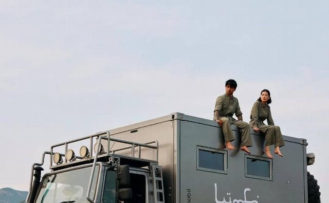  LAMFO|独家对话LAMFO创意总监何可，为何穿搭是个人时尚审美的最直接输出？