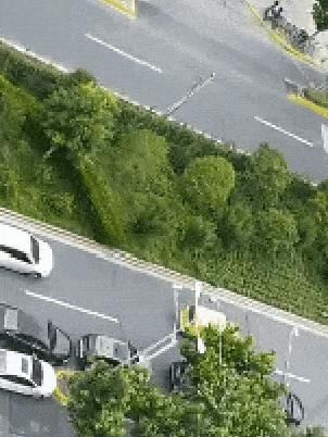  拥堵|让校门口的道路畅通起来