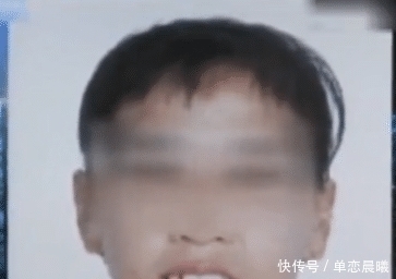  监控|妻子在家与发小约会，被丈夫抓了个正着，妻子却亲手毁了丈夫