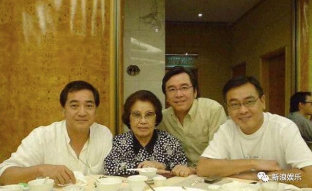 尔冬升|他可不止讲话犀利这么简单