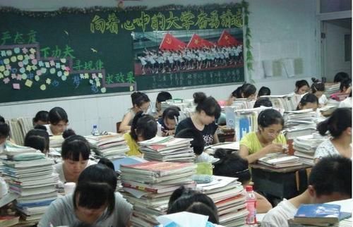  考生|同学，你撕毁的是别人的未来！