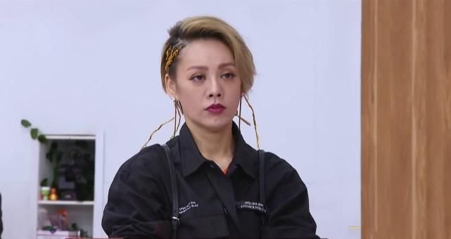  白热化|《浪姐》导演亲自下场参战？姐姐撕X大战白热化，宁静万茜成焦点