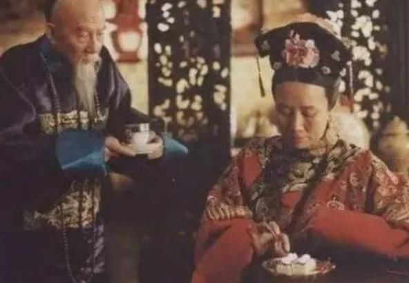 德国|李鸿章在德国，问了俾斯麦2个问题！为何听到答案后，却沉默不语